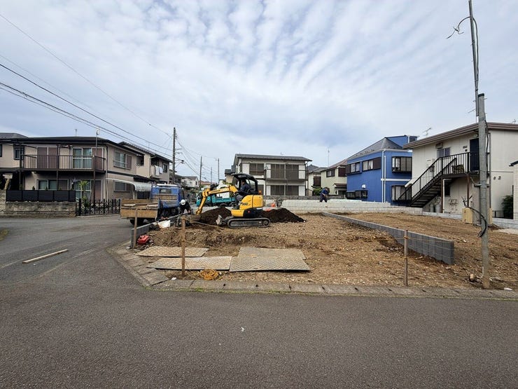 更地の今なら街並み全体の雰囲気も把握しやすい状態です