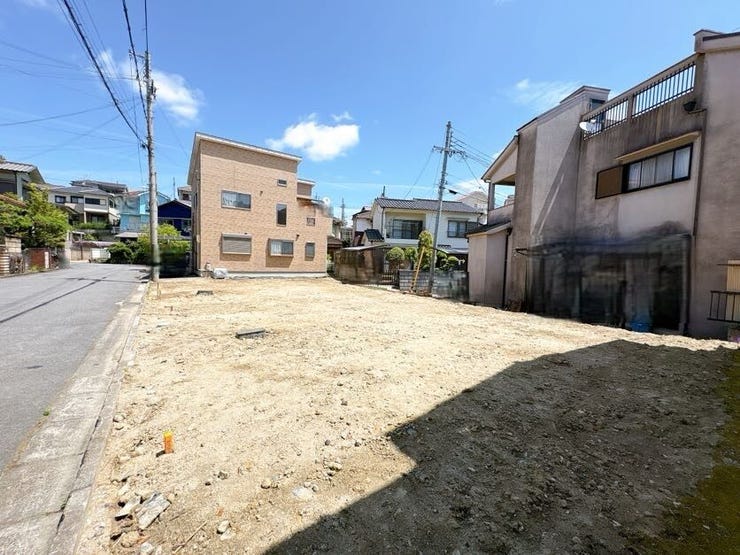 付近には緑や山など多く、豊かな自然の風景を望んでいただけます◎
