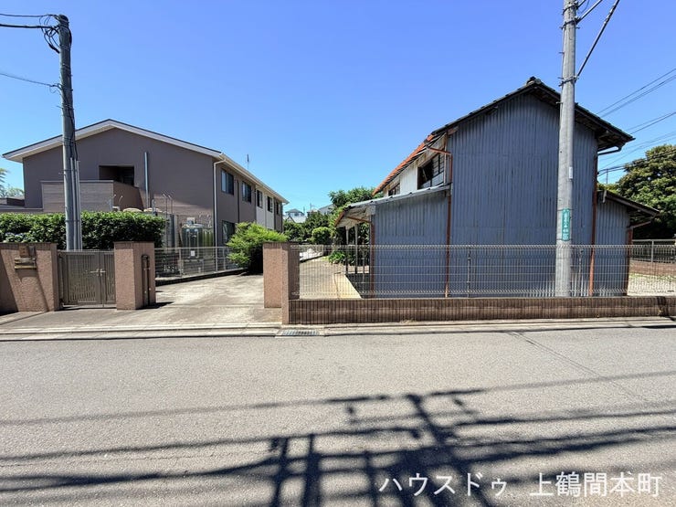 全面公道は見通しの良い道路です。