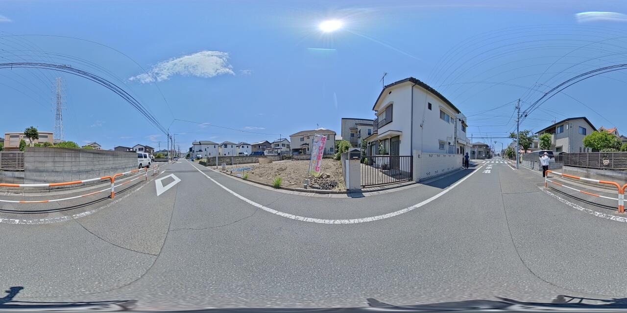 周辺には生活を支える便利な施設が揃っており、子育て世代にも暮らしやすい優れた利便性があります。