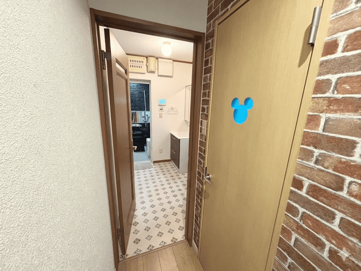 トイレドアは可愛いミッキーシリーズのドア♪
