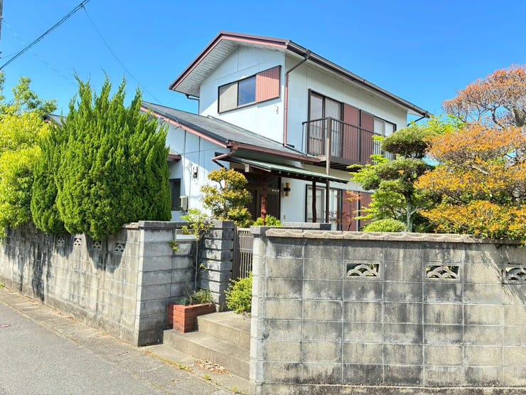 【外観】
植木伐採予定