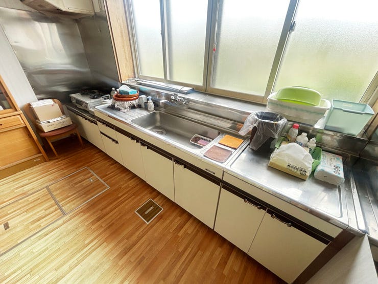 室内(2026年5月)撮影
◎現地案内予約受付中!◎
壁付けのキッチンはお料理に集中出来ますね♪