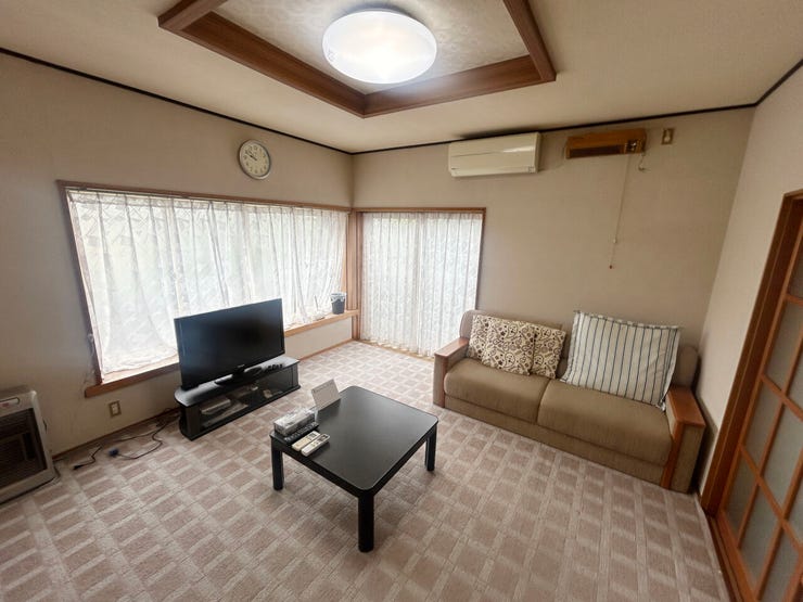 室内(2026年5月)撮影
◎現地案内予約受付中!◎
明るい光が入り、開放的で気持ちよく過ごせます。