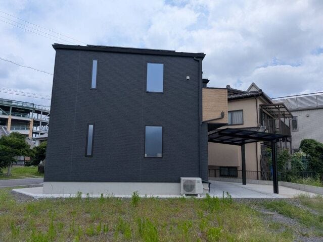 スーパーや郵便局などが近く、住環境良好です!