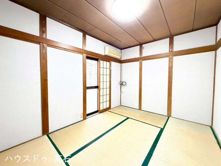 多目的に使える万能な和室空間。