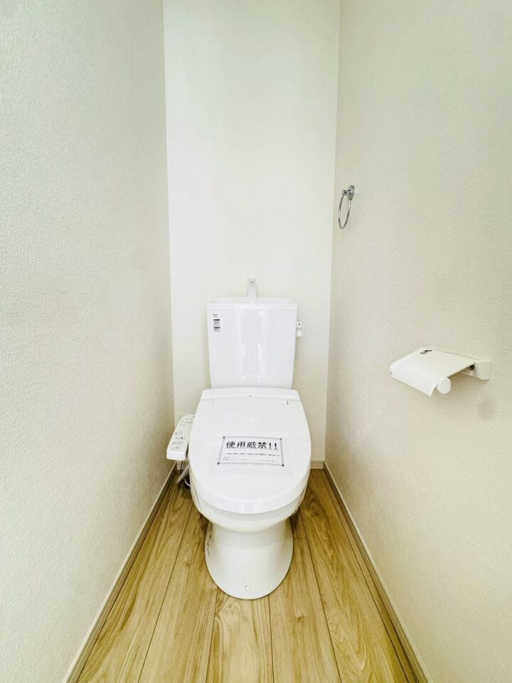 2F 温水洗浄便座