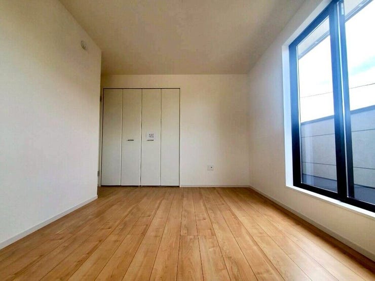 【Bedroom】主寝室や子ども部屋、在宅ワークにも使える洋室。暮らしに合わせて自由にレイアウトできます。