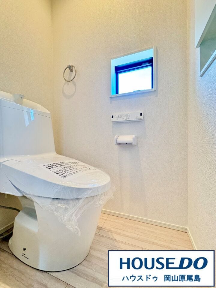 朝の忙しい時間にも活躍してくれそうな、トイレは1階と2階に配置しています♪