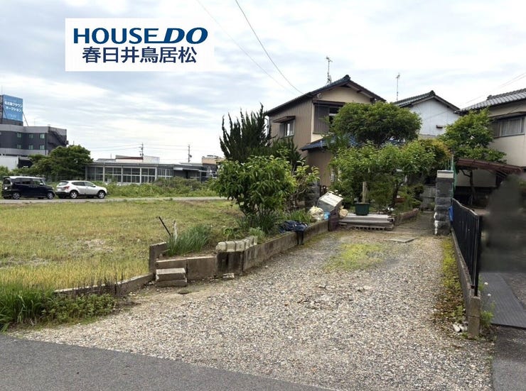 【外観】
◇外観写真◇
建築条件なし。お好きなハウスメーカーや工務店にて建築可能です♪小学校まで徒歩10分圏内・「神領」駅まで徒歩約15分の立地。静かな場所で敷地面積50坪超♪