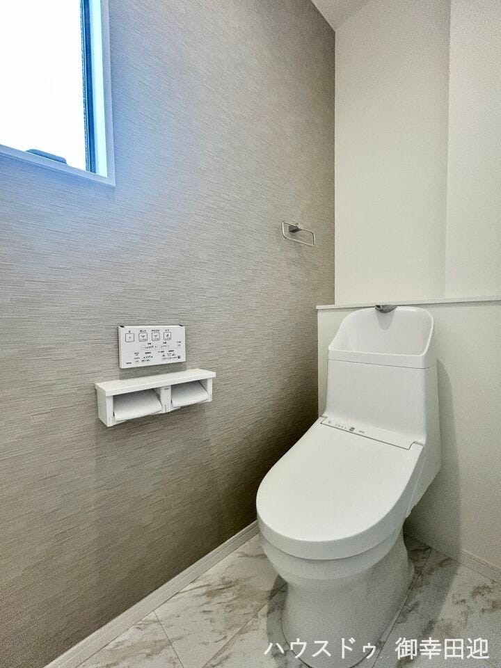■一人になれる安らぎの場所■清潔さと静けさを両立した空間。心落ち着くひとときを過ごせる、プライベートなレストルームです。