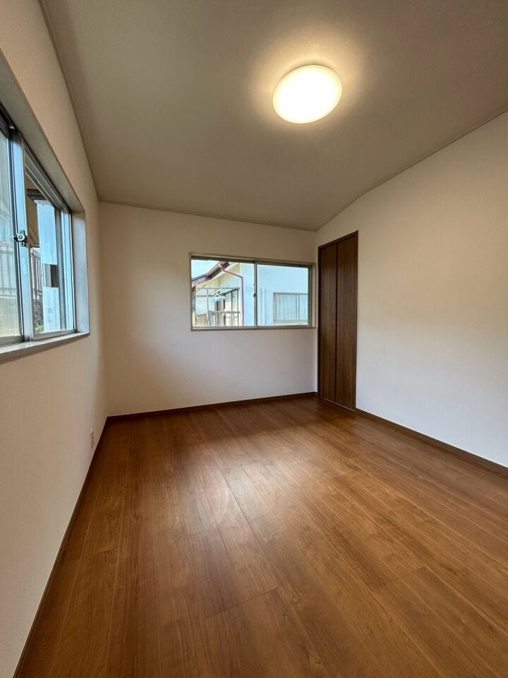 2F