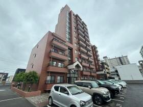 札幌市西区八軒一条東１丁目