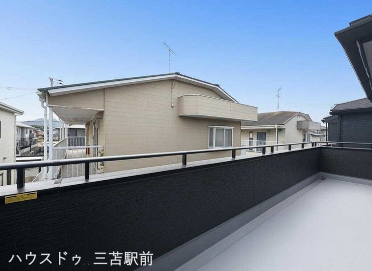《バルコニー》