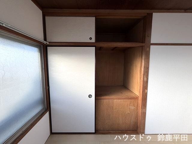 日用品や季節用品などをまとめて収納できます。