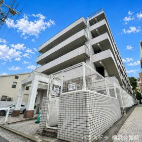 横浜市中区根岸町３丁目