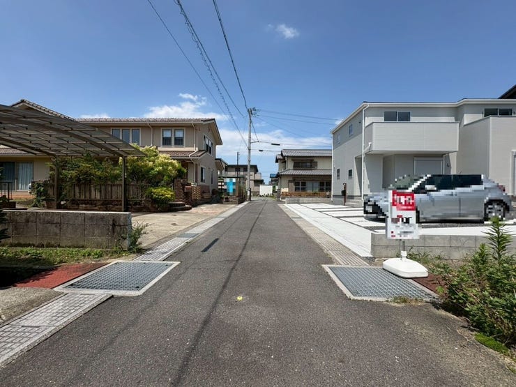 *西側道路*