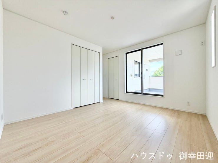 ■2階7.5帖洋室■心からリラックスできる静けさ、上質な眠りで、毎日をリセットします。明日への活力を養う空間です。