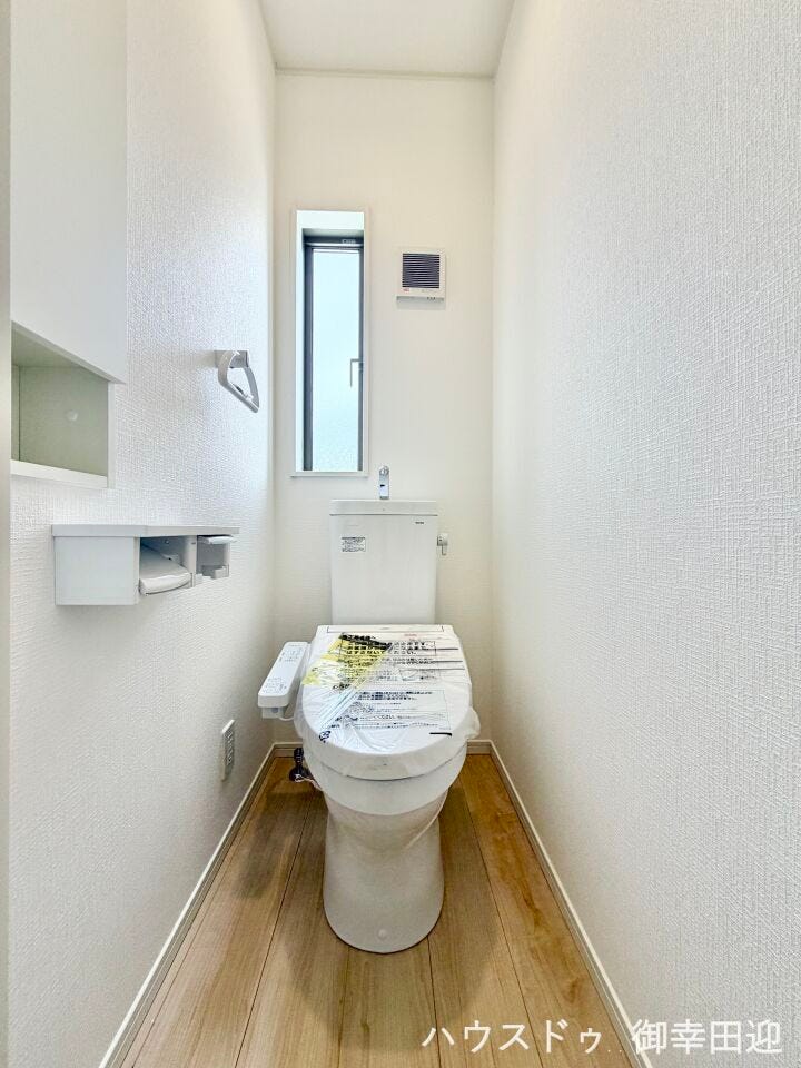 ■一人になれる安らぎの場所■清潔さと静けさを両立した空間。心落ち着くひとときを過ごせる、プライベートなレストルームです。
