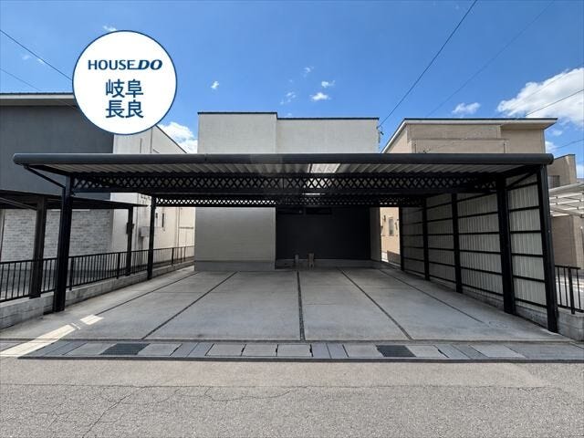【外観】
名鉄名古屋本線「名鉄岐阜」駅、車で23分
岐阜バス「粟野」停、徒歩8分