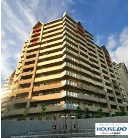 岸和田市港緑町