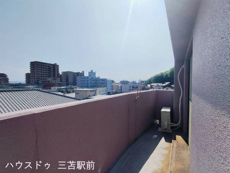 《バルコニー》