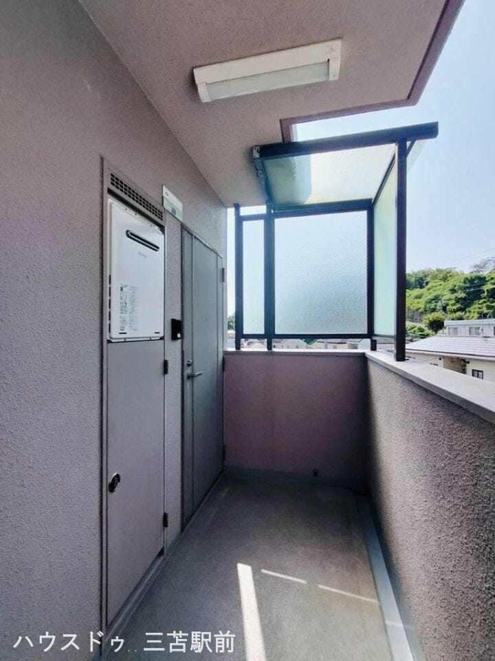 《玄関入口》