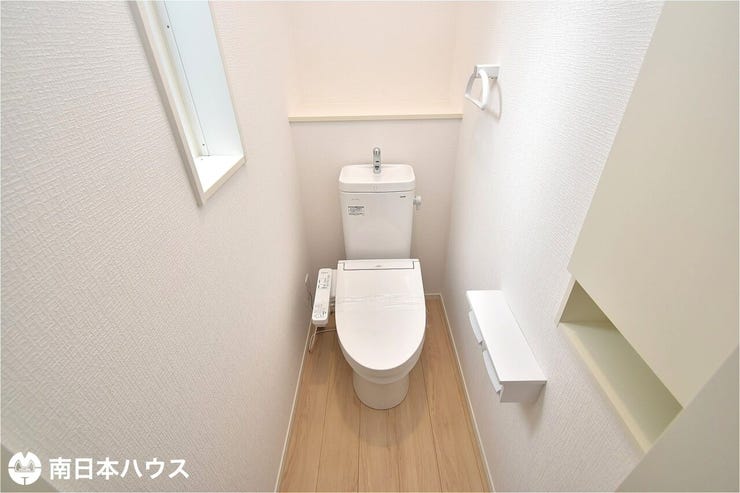 真砂本町 新築戸建 【2階トイレ】