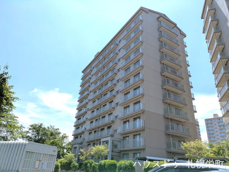 【外観】
全国約740店舗展開中のネットワークを活かし、【ハウスドゥ札幌栄町】が豊富な成約実績と情報力で住まい探しをサポート☆多くの方に選ばれている安心感で、理想の一邸へ導きます!お気軽にお問い合わせください♪