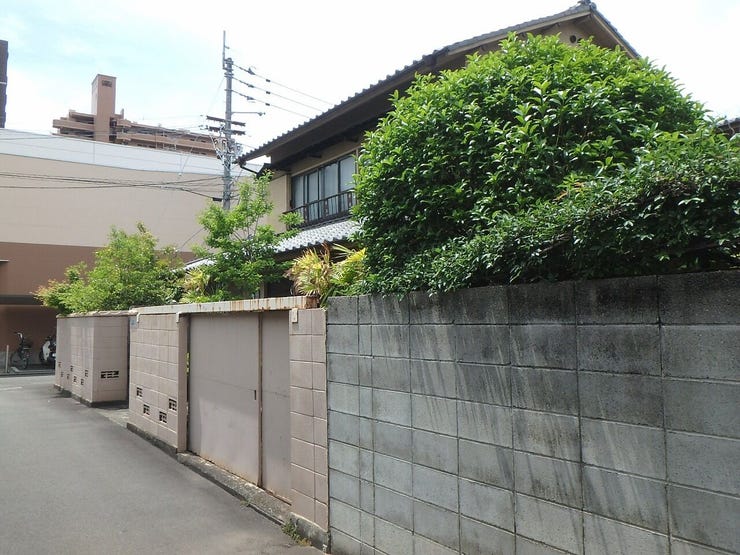 外観を北東側より撮影