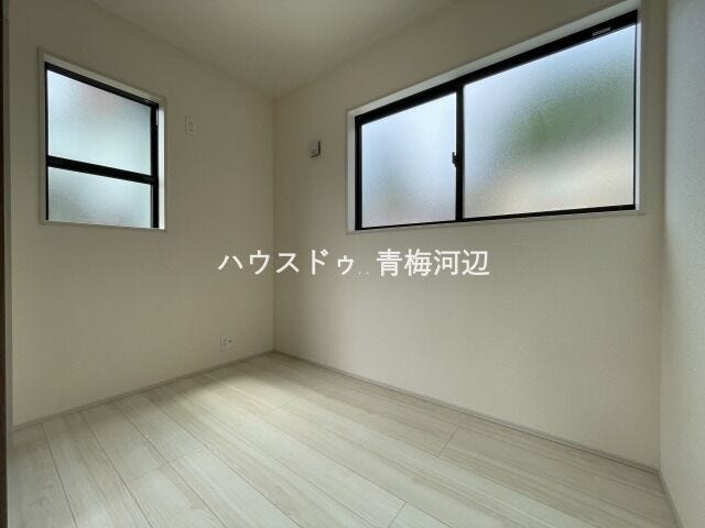 3帖洋室:隣接するリビングの扉をオープンにしておくと圧迫感もあまり感じません。