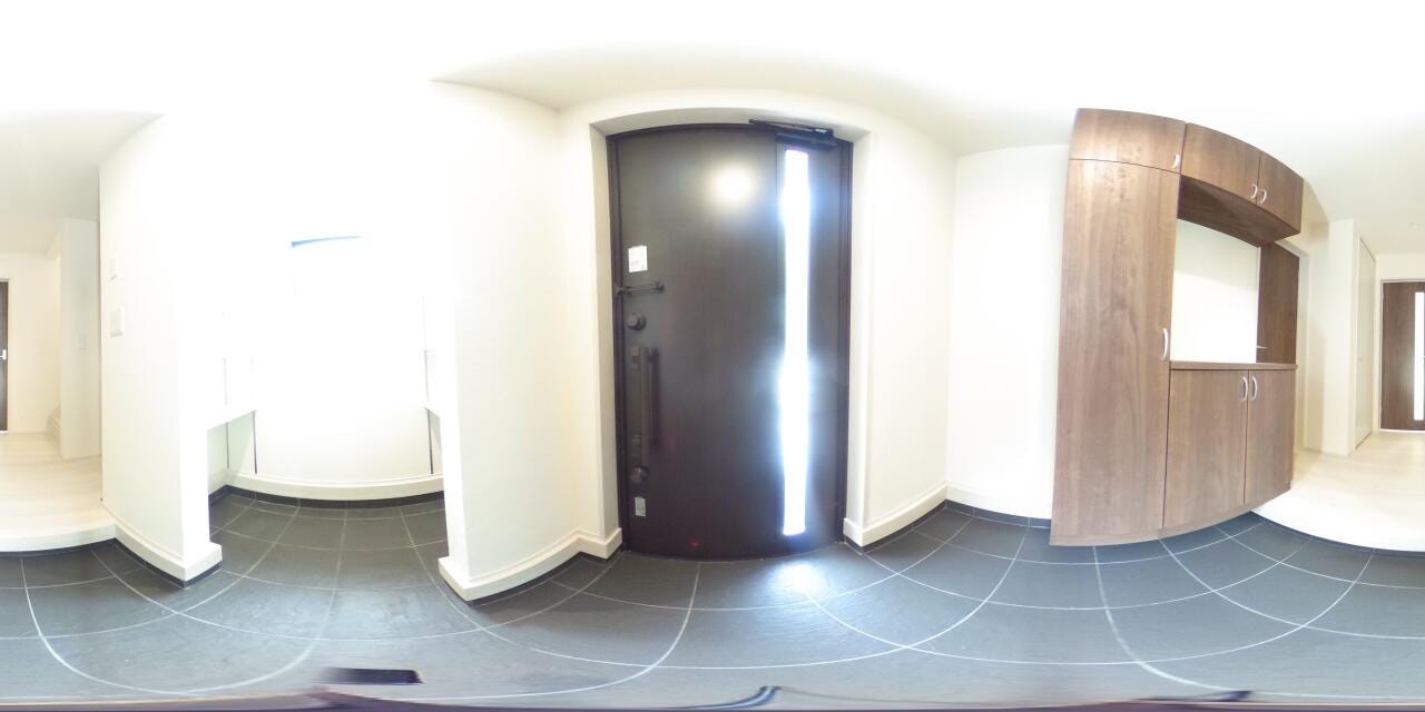 玄関パノラマ