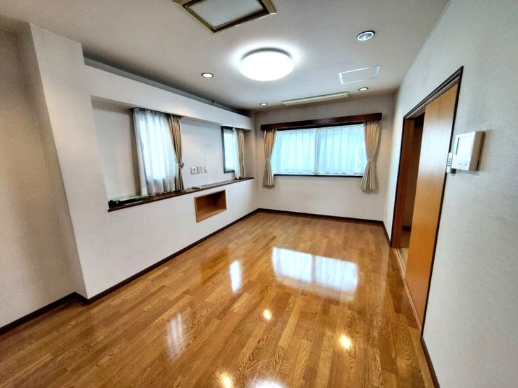 3F洋室 和室と2間続きで広々