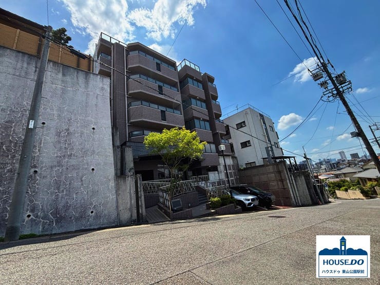 是非ご内覧にお越し下さい!
現状は居住中ながら、ご相談随時受付中です。
ご連絡お待ちしております。