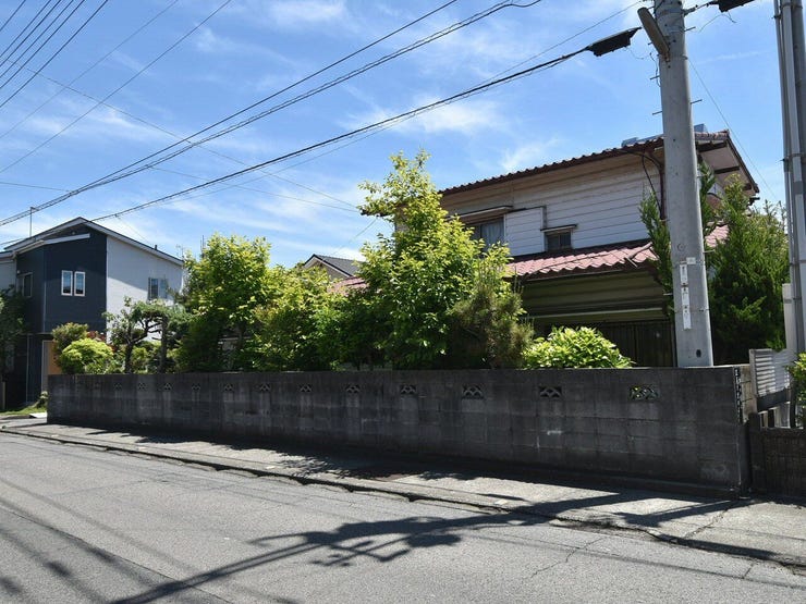 外観を北西側より撮影