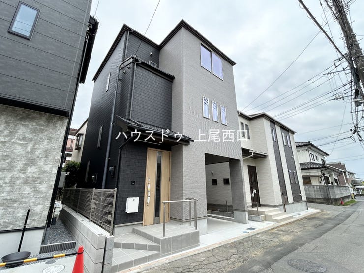 【外観】
JR高崎線「上尾駅」から徒歩6分!