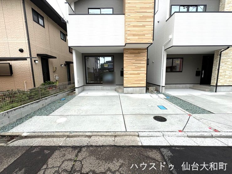並列2台の駐車が可能です♪運転が苦手な方も安心ですね+*