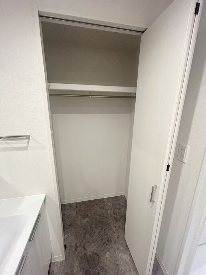 脱衣所の収納です。