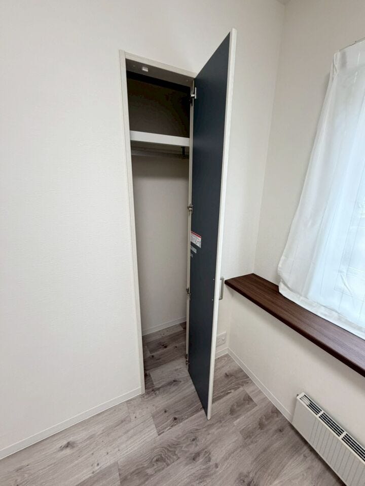 5.6帖洋室のクローゼット