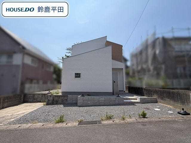 【外観】
井田川小学校/中部中学校エリアに建つ3LDK+です。通勤、通学に便利な立地で、子育て世帯にもおすすめです。
(2026年7月24日 撮影)