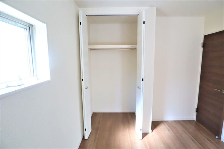 クローゼット 同仕様
全室収納付き♪
お部屋がスッキリ片付きます♪