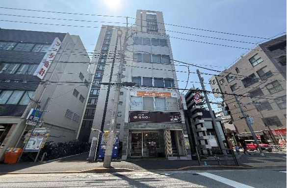 【外観】
住吉駅徒歩1分の好立地◆四ツ目通り沿いの物件です