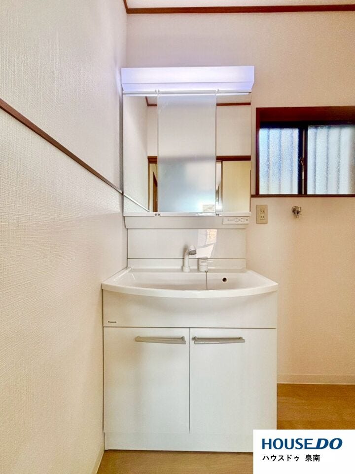シャンプードレッサー付き洗面台が付いております☆