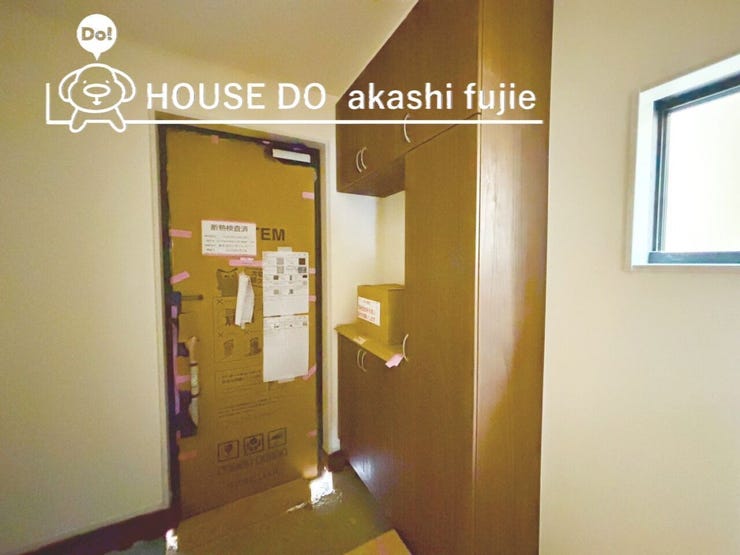 玄関に靴箱収納