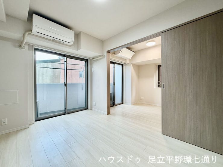 引戸を開放すればLDKと洋室が一体利用可能。ライフスタイルに合わせて自由に使える間取りです。