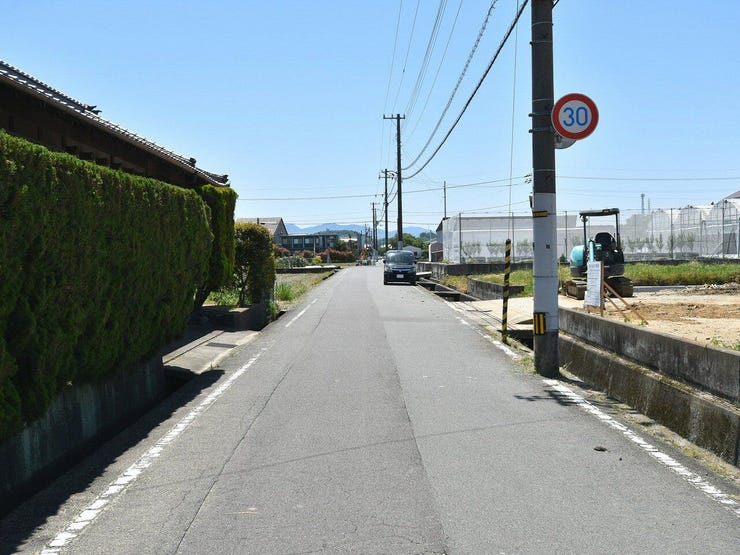 分譲予定地の東側道路 2026.05.11