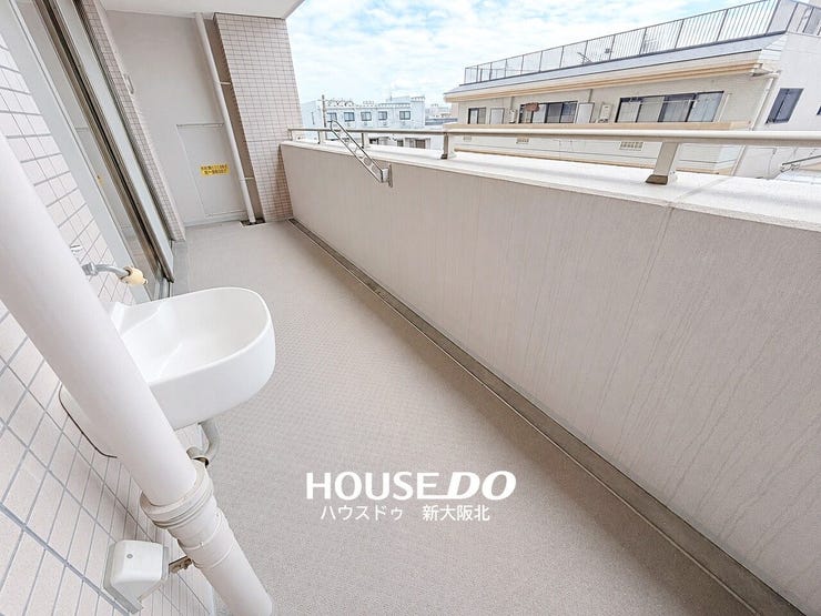 ■南東向きバルコニーで陽当たり良好です♪
■自然の光が差し込むので、晴れた日は気持ちよくお洗濯ができますよ!