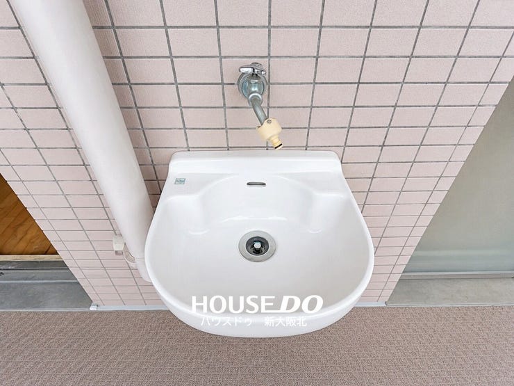 ■あると嬉しいスロップシンク付き。バルコニー掃除もしやすい仕様です◎
■ガーデニングや靴やアウトドア用品のお手入れにも便利です!