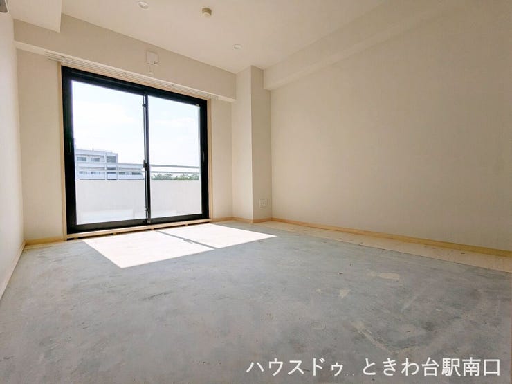 令和8年7月下旬に完了予定のリノベーション物件。こちらのお部屋は畳が敷かれる予定です。