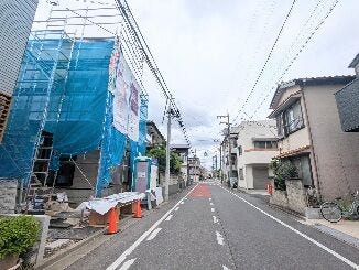 江戸川区東小岩3丁目 新築戸建の前面道路です